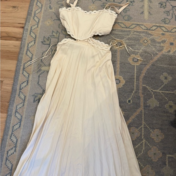 Mango Cream Maxi Dress - Picture 2 of 4